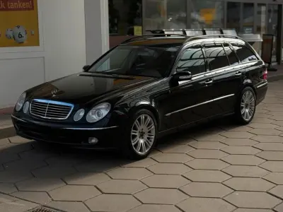Gebraucht Mercedes E500 306 PS (225 kW) 2003 Schwarz Kombi