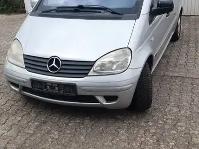 Gebraucht Mercedes Vaneo 125 PS (91 kW) 2003 Silber Van / Kleinbus