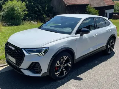 Second-hand Audi Q3 Sportback S-Line 190 CP (139 kW) 2025 Alb SUV