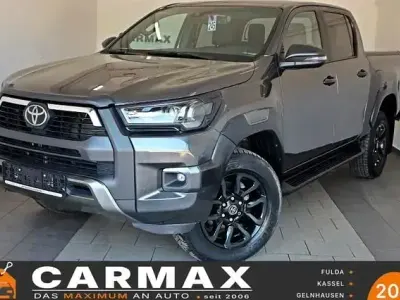 Używany Toyota HiLux Executive 204 KM (150 kW) 2021 Zielony Pickup