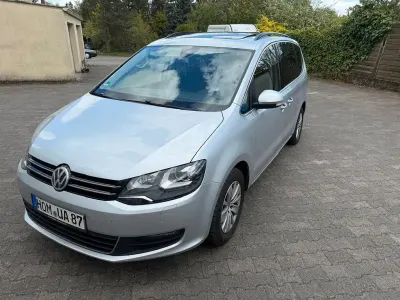Gebraucht VW Sharan Comfortline 177 PS (130 kW) 2019 Silber Van / Kleinbus