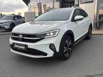 Gebraucht VW Taigo IQ Drive 150 PS (110 kW) 2022 Weiß SUV