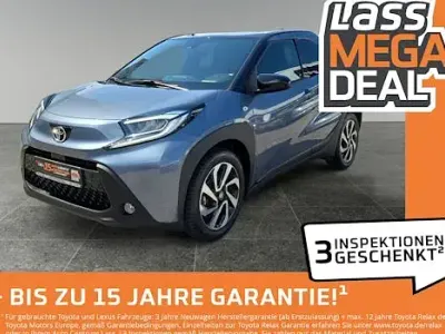 Gebraucht Toyota Aygo X Pulse 72 PS (52 kW) 2023 Schwarz SUV