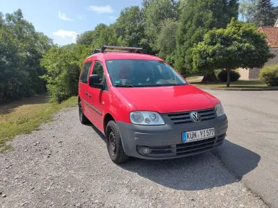 Gebraucht VW Caddy Life 80 PS (58 kW) 2009 Rot Van / Kleinbus