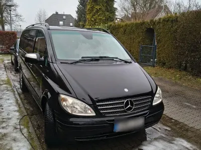 Używany Mercedes Viano 150 KM (110 kW) 2011 Czarny Minivan