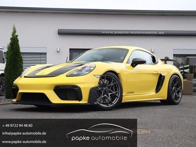 Porsche Cayman GT4