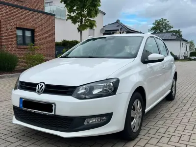 Gebraucht VW Polo Style 60 PS (44 kW) 2010 Weiß Kleinwagen