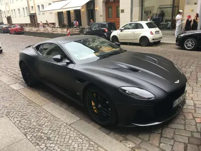 Gebraucht Aston Martin DBS 725 PS (533 kW) 2023 Schwarz Cabrio