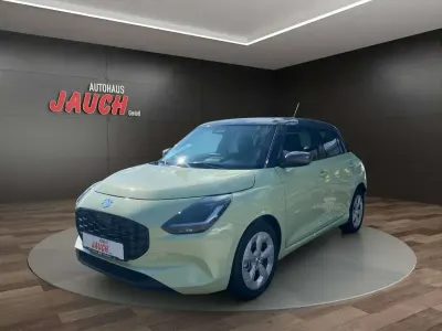 Neu Suzuki Swift Comfort 82 PS (60 kW) 2026 Cool yellow metallic / mineral Kleinwagen