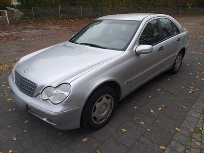 Mercedes C180