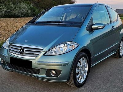 Gebraucht Mercedes A200 136 PS (100 kW) 2005 Quellblau metalliclack Limousine