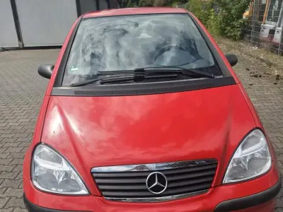Gebraucht Mercedes A160 102 PS (75 kW) 2001 Rot Kleinwagen