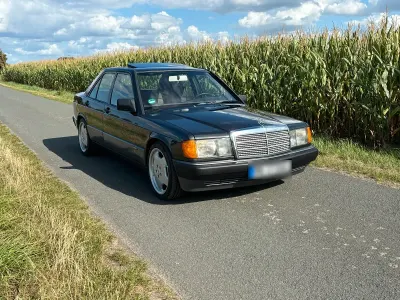 Gebraucht Mercedes 190 Sportline 108 PS (79 kW) 1990 Schwarz Limousine
