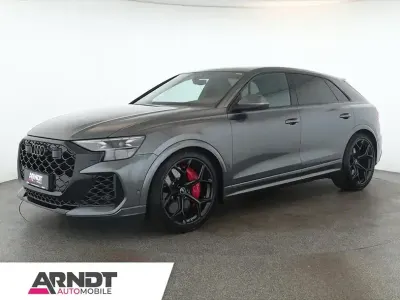Gebraucht Audi RS Q8 Performance 641 PS (471 kW) 2025 Daytonagrau perleffekt SUV