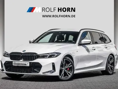 Gebraucht BMW 330 M Sport 245 PS (180 kW) 2024 Alpinweiß uni Kombi