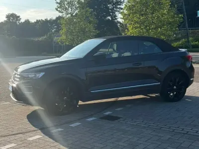 Gebraucht VW T-Roc Cabriolet 150 PS (110 kW) 2021 Schwarz Cabrio