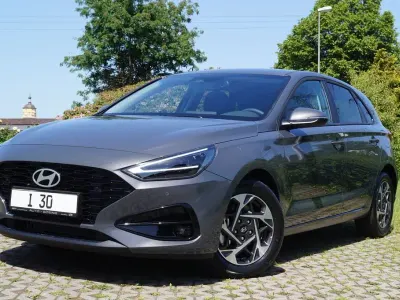 Nowe Hyundai i30 120 KM (88 kW) 2026 Szary Sedan/Limuzyna