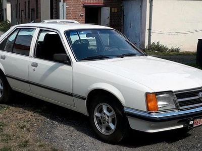 Gebraucht Opel Commodore 116 PS (85 kW) 1979 Weiß Limousine