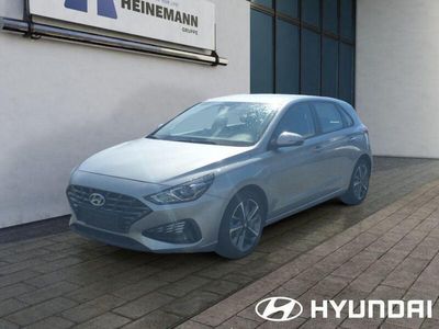gebraucht Hyundai i30 1.0 T-GDI 48V-Hybrid Trend Klima Sitzh. PDC