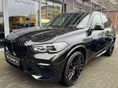 Black sapphire metallic Gebraucht 2022 BMW X5 M SUV | 46.990 € (Fairer Preis)