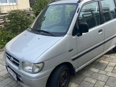 Gebraucht Daihatsu Move 54 PS (39 kW) 2000 Silber Van / Kleinbus