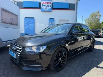 Gebraucht Audi A3 Sport 110 PS (80 kW) 2015 Schwarz Limousine