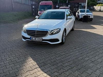 Mercedes E220