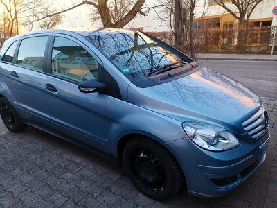 Blau Gebraucht 2006 Mercedes 200 Kleinwagen | 7.200 €