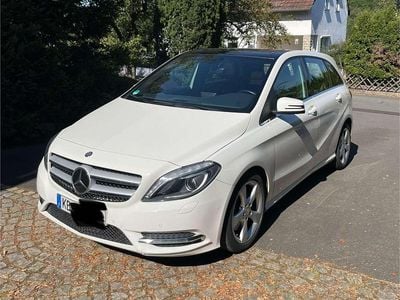 Mercedes B220