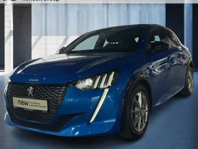 Usata Peugeot 208 GT 102 CV (75 kW) 2023 Blu Utilitaria