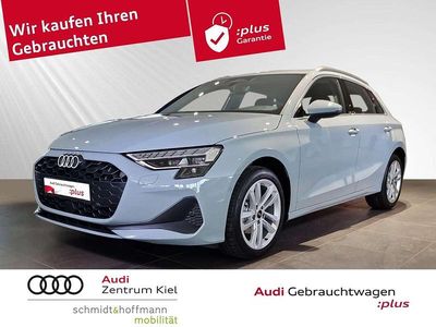 Gebraucht Audi A3 Comfort 150 PS (110 kW) 2026 Pfeilgrau perleffekt Limousine