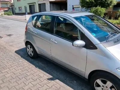 Używany Mercedes A170 116 KM (85 kW) 2004 Srebrny Hatchback