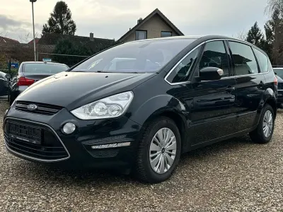 Gebraucht Ford S-MAX Titanium 140 PS (102 kW) 2013 Schwarz Van / Kleinbus