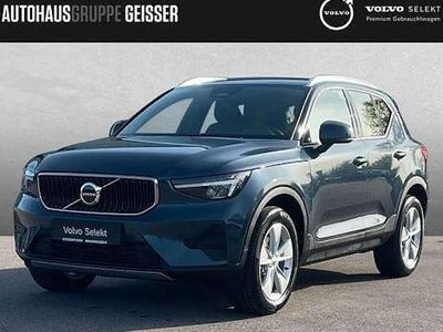 Blau Neu 2025 Volvo XC40 Core SUV | 37.750 € (Guter Preis)