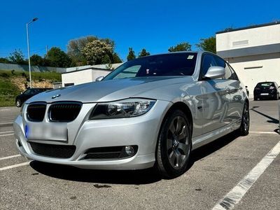 gebraucht BMW 320 i Lci