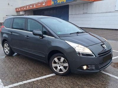 Gebraucht Peugeot 5008 Family 150 PS (110 kW) 2011 Grau Van / Kleinbus