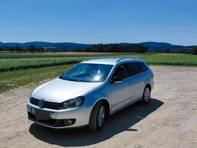 Gebraucht VW Golf VI Style 105 PS (77 kW) 2011 Silber Kleinwagen