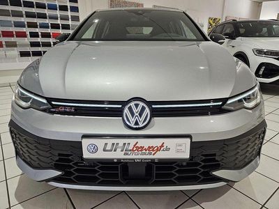 Oyster silver metallic Neu 2025 VW Golf VIII GTI Limousine | 40.998 € (Superpreis)