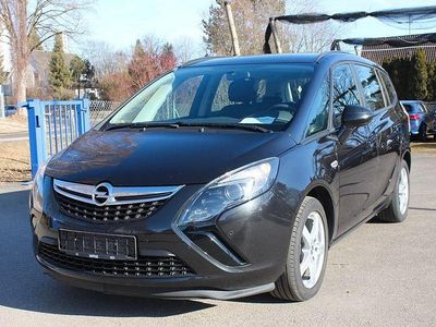 Schwarz Gebraucht 2016 Opel Zafira Tourer Van / Kleinbus | 6.450 € (Guter Preis)