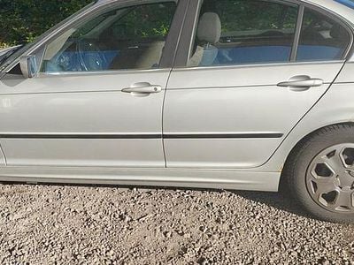 BMW 323