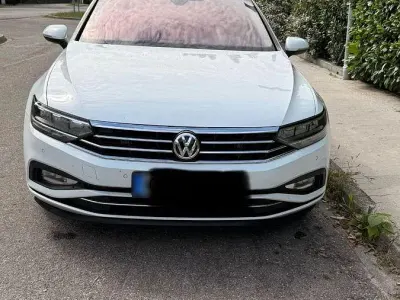 Gebraucht VW Passat Comfortline 190 PS (139 kW) 2020 Weiß Kombi