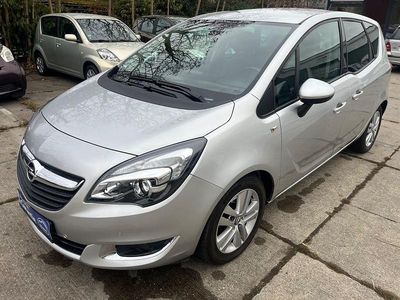 Silber Gebraucht 2014 Opel Meriva Style Van / Kleinbus | 8.989 € (Fairer Preis)
