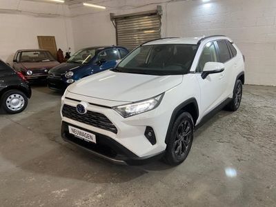 gebraucht Toyota RAV4 Hybrid 4x2 Team DE *TECHNIK-PAKET* *LEDER*