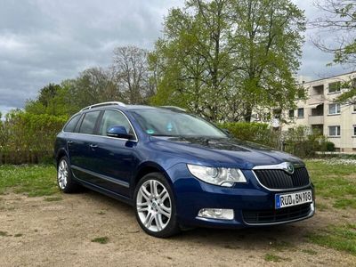 gebraucht Skoda Superb 2.0 TDI Allrad Vollausstattung