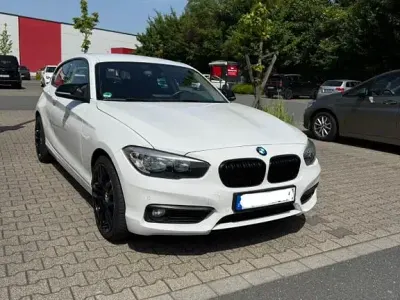 Gebraucht BMW 116 109 PS (80 kW) 2015 Weiß Kleinwagen