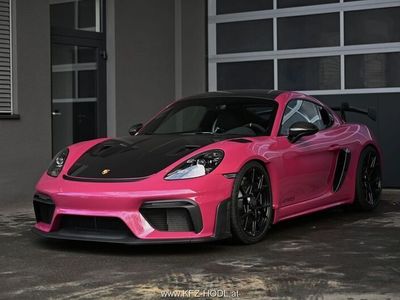 Porsche 718 Cayman GT4