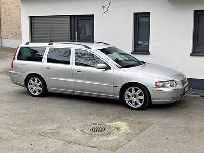 gebraucht Volvo V70 T5 Summum, toller Zustand