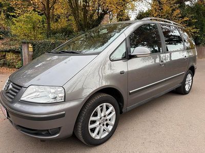 Grau Gebraucht 2006 VW Sharan Trendline Van / Kleinbus | 3.599 € (Fairer Preis)
