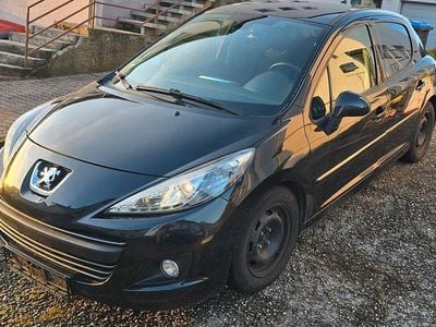 Gebraucht Peugeot 207 Premium 120 PS (88 kW) 2010 Schwarz Limousine