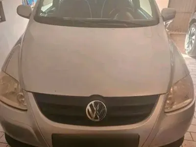 Gebraucht VW Fox 54 PS (39 kW) 2006 Silber Kleinwagen